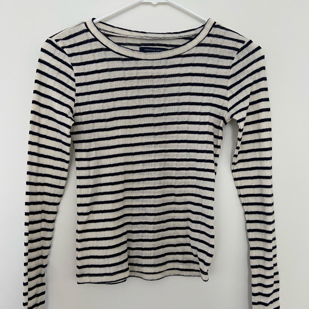 American Eagle Long Sleeve!